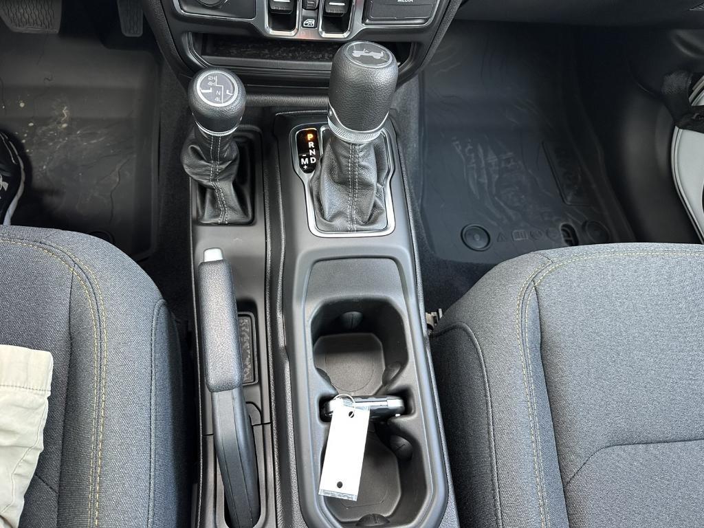 new 2025 Jeep Wrangler car, priced at $44,417