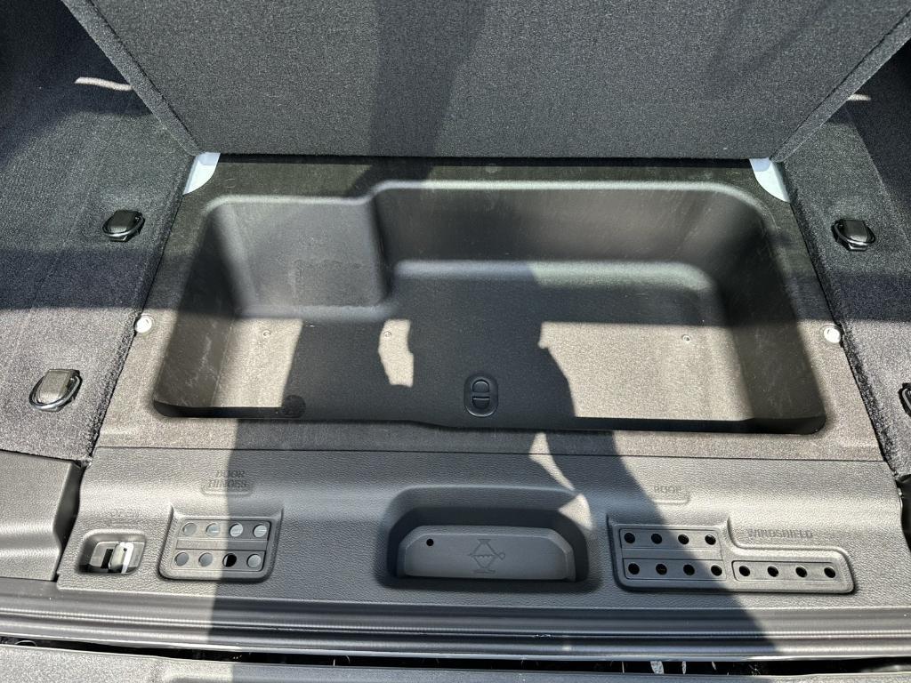 new 2025 Jeep Wrangler car, priced at $44,417