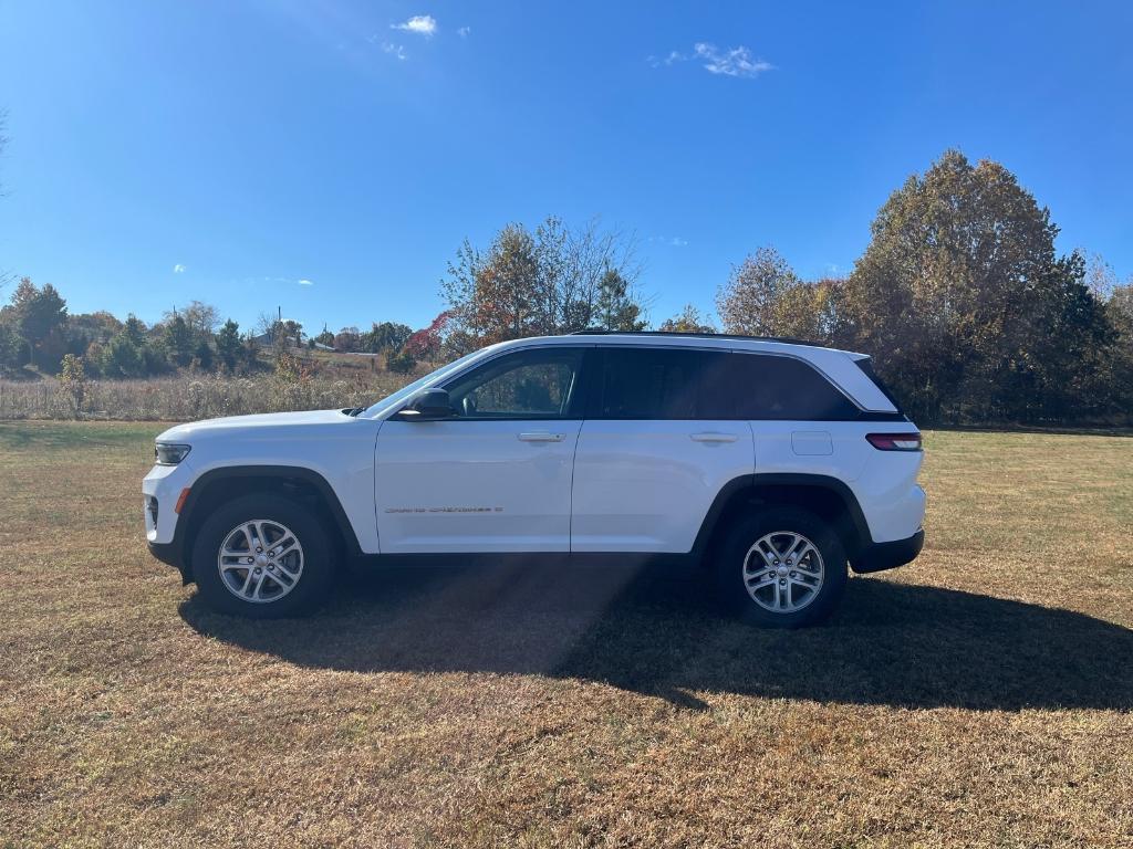 used 2024 Jeep Grand Cherokee car, priced at $31,875