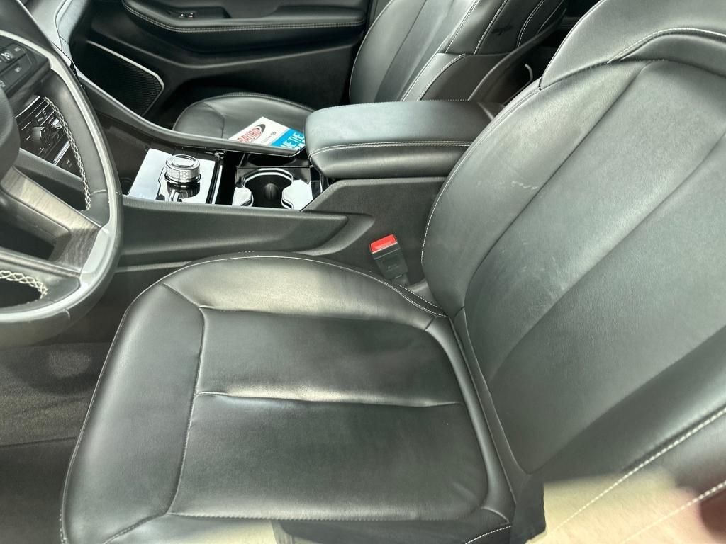 used 2022 Jeep Grand Cherokee car, priced at $34,999
