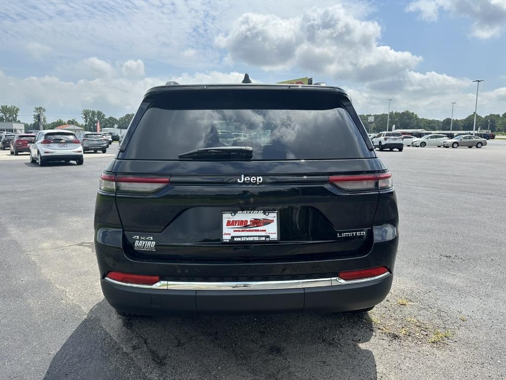 used 2022 Jeep Grand Cherokee car, priced at $31,800