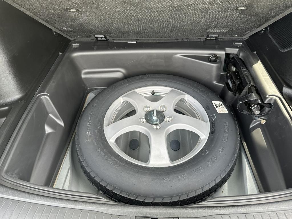 used 2022 Jeep Grand Cherokee car, priced at $31,800