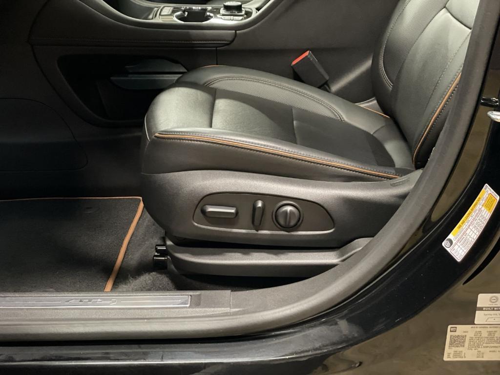 used 2023 GMC Acadia car, priced at $35,308