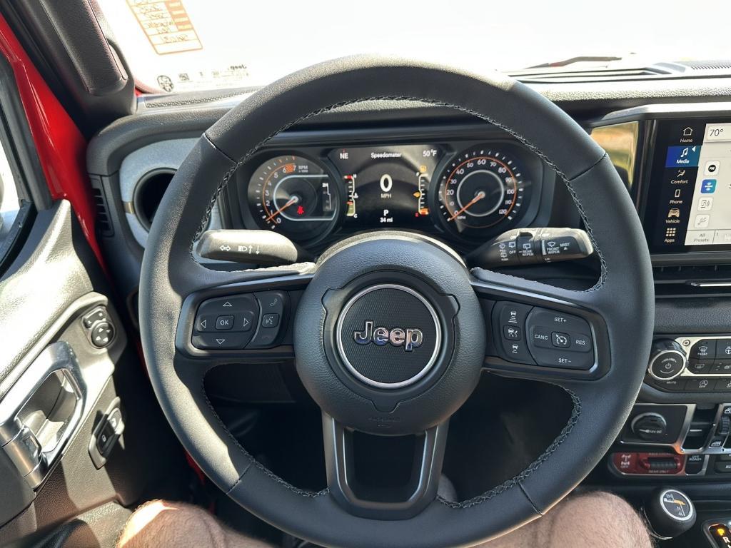 new 2025 Jeep Wrangler car, priced at $51,085