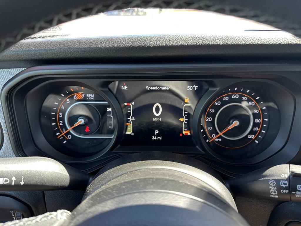 new 2025 Jeep Wrangler car, priced at $51,085
