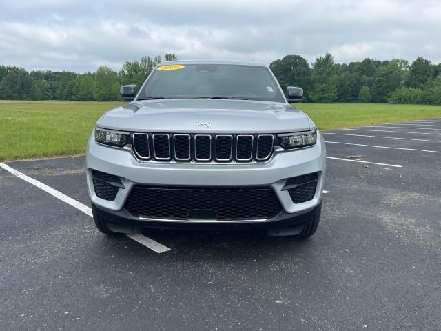 new 2025 Jeep Grand Cherokee car, priced at $36,386