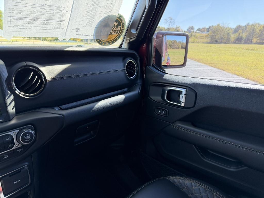 used 2021 Jeep Gladiator car, priced at $35,989