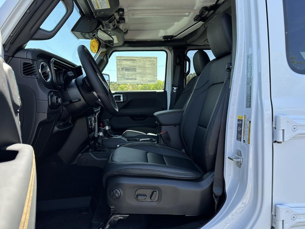 new 2025 Jeep Wrangler car, priced at $55,222