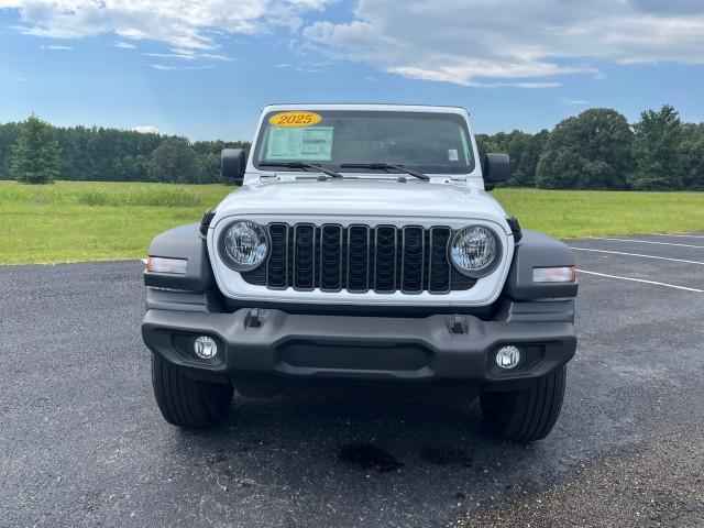 new 2025 Jeep Wrangler car, priced at $41,728