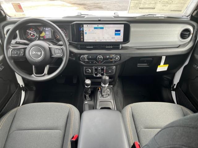 new 2025 Jeep Wrangler car, priced at $41,728