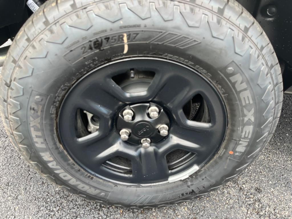 new 2025 Jeep Wrangler car, priced at $38,480