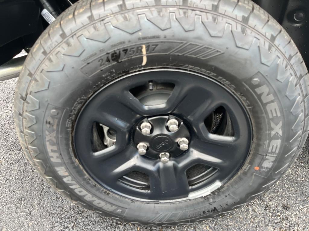 new 2025 Jeep Wrangler car, priced at $38,480