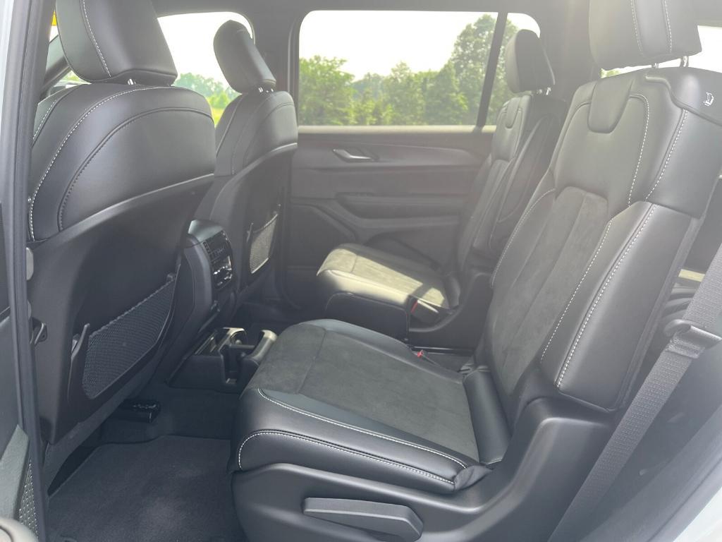 new 2025 Jeep Grand Cherokee L car, priced at $44,477