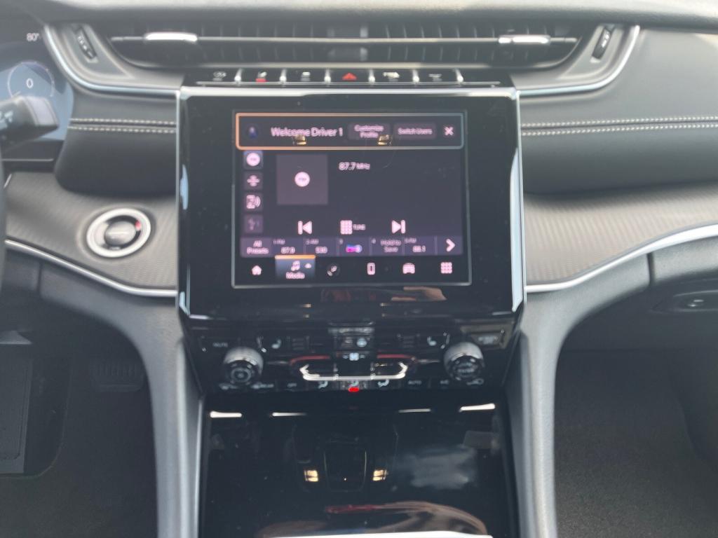 new 2025 Jeep Grand Cherokee L car, priced at $44,477