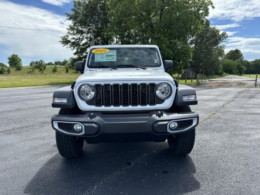 new 2025 Jeep Gladiator car, priced at $38,557