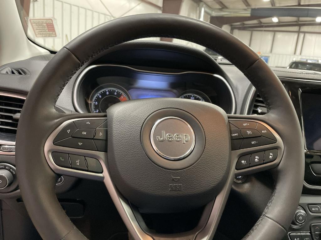 used 2022 Jeep Cherokee car, priced at $24,999