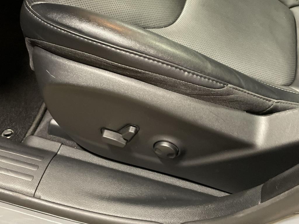 used 2022 Jeep Cherokee car, priced at $24,999