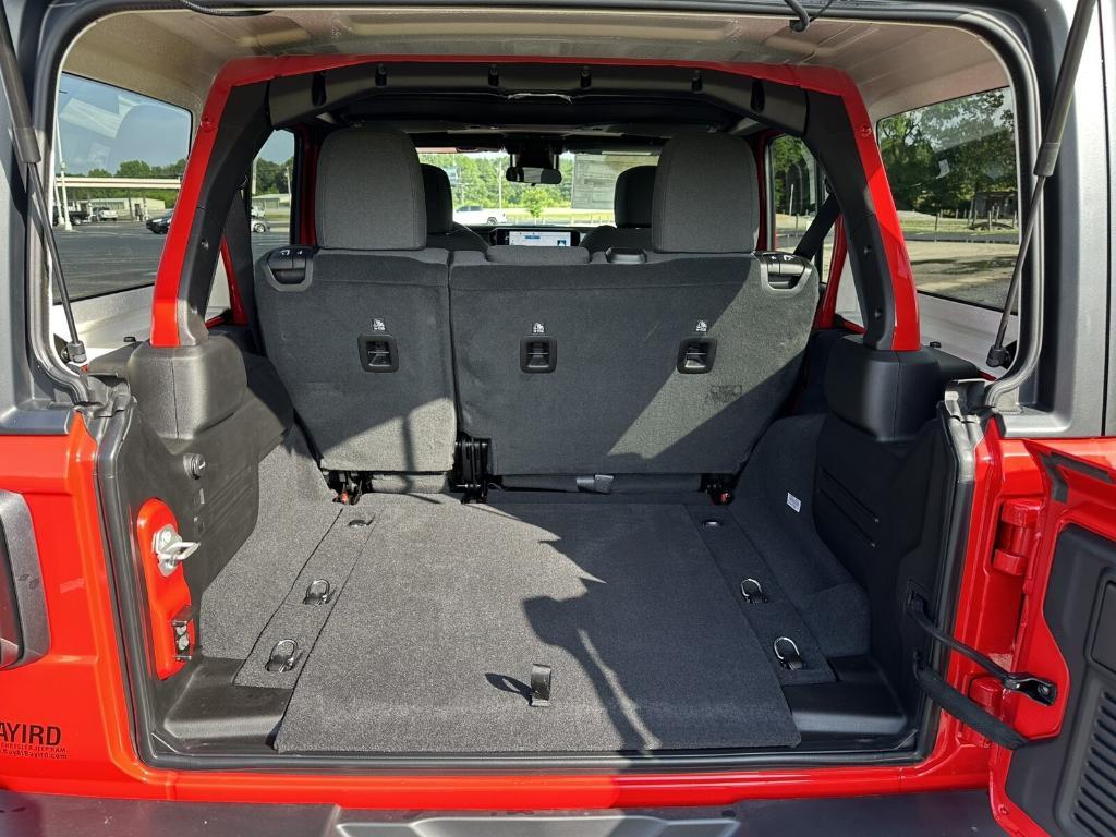 new 2025 Jeep Wrangler car, priced at $54,580