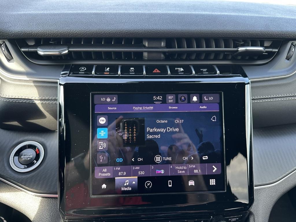 new 2025 Jeep Grand Cherokee car, priced at $42,914