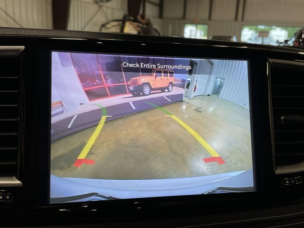 used 2023 Chrysler Pacifica car, priced at $31,698