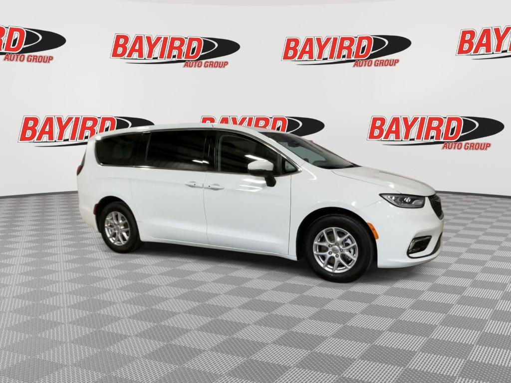 used 2023 Chrysler Pacifica car, priced at $31,698