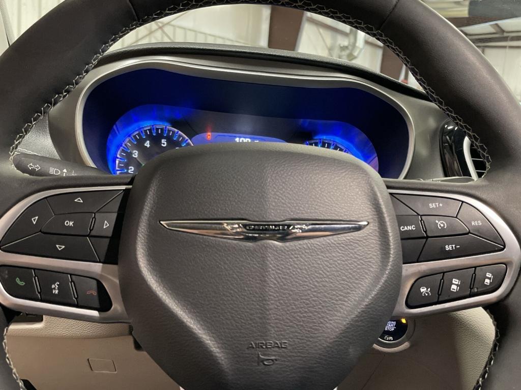 used 2023 Chrysler Pacifica car, priced at $31,698