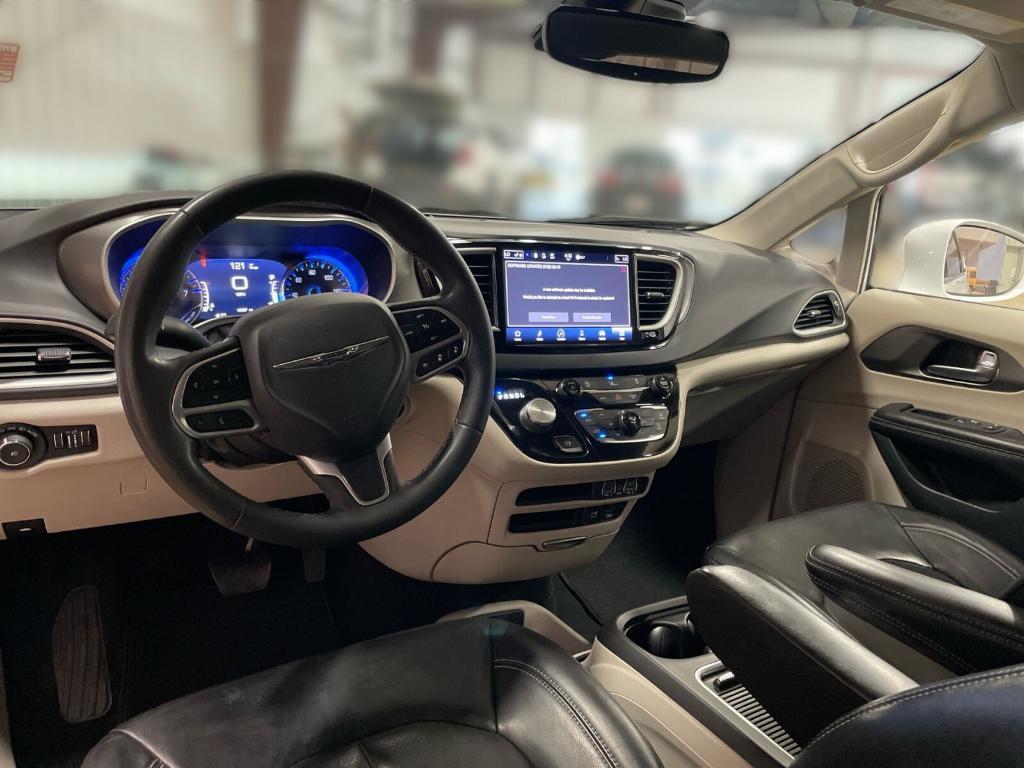 used 2022 Chrysler Pacifica car, priced at $25,995