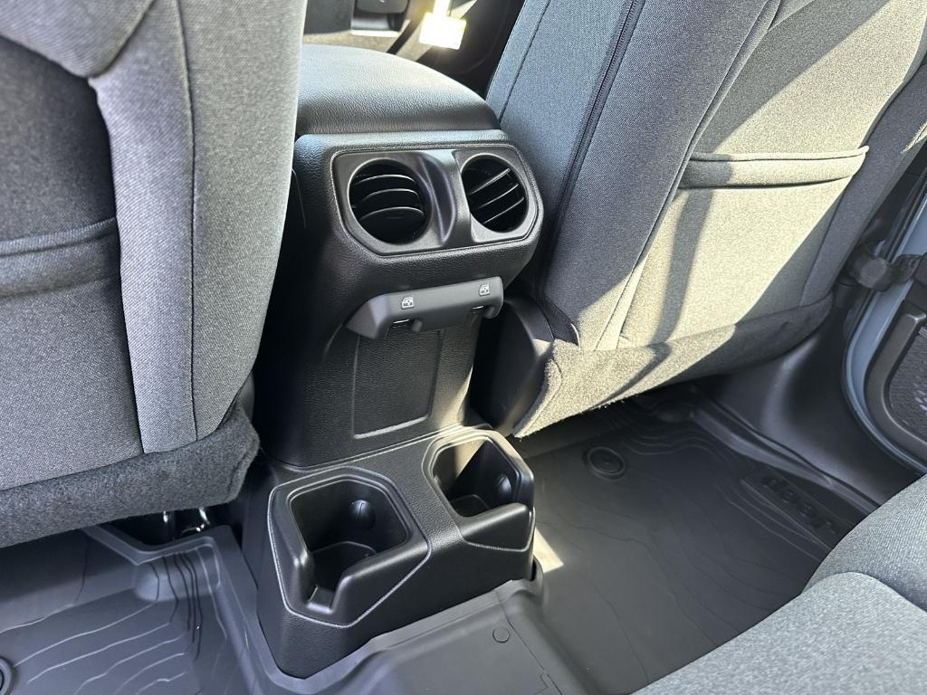new 2025 Jeep Wrangler car, priced at $54,580