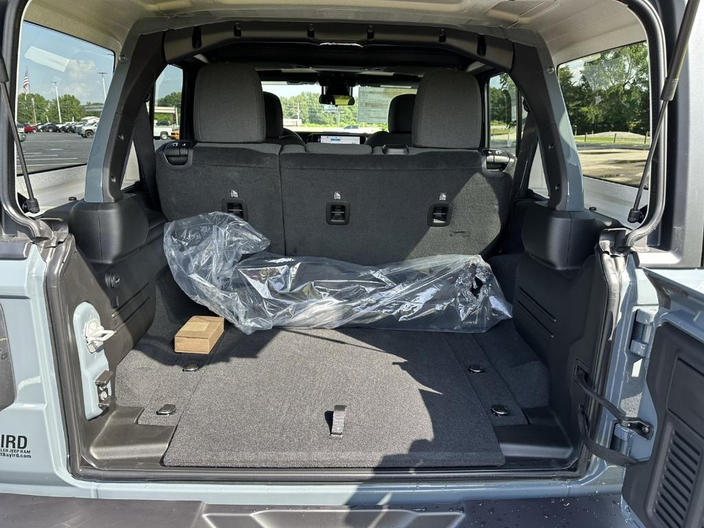 new 2025 Jeep Wrangler car, priced at $54,580