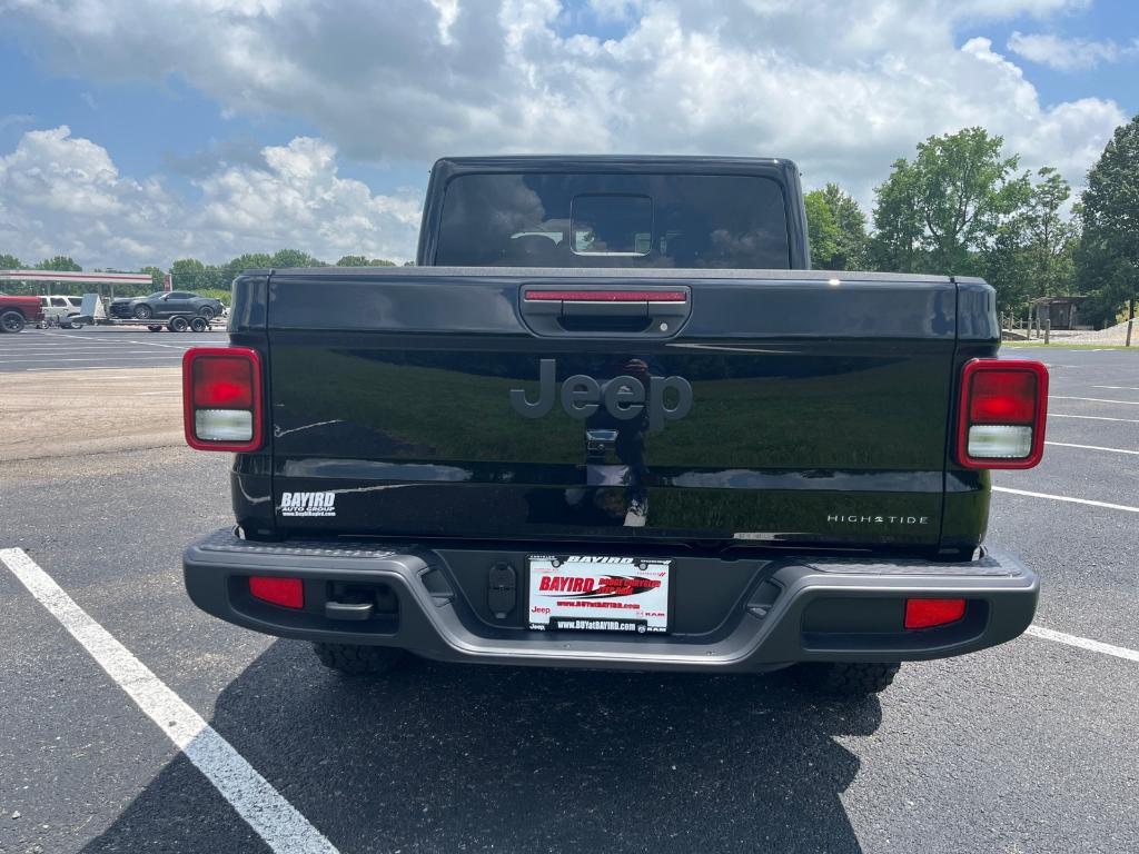 new 2025 Jeep Gladiator car, priced at $48,222