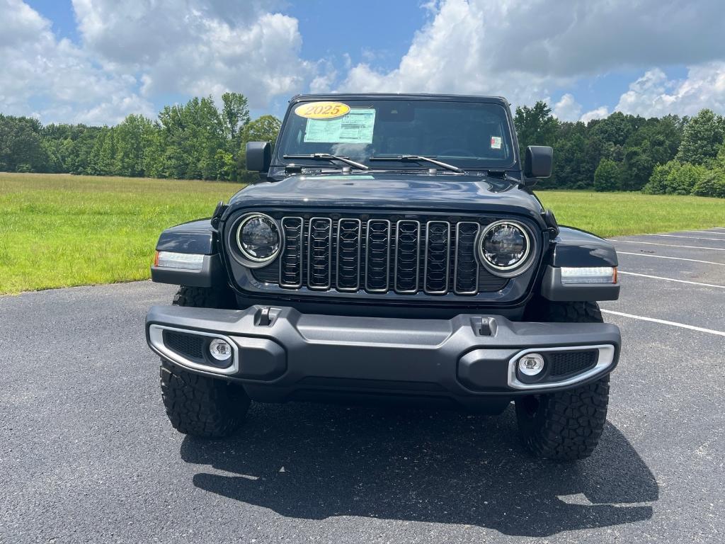 new 2025 Jeep Gladiator car, priced at $48,222
