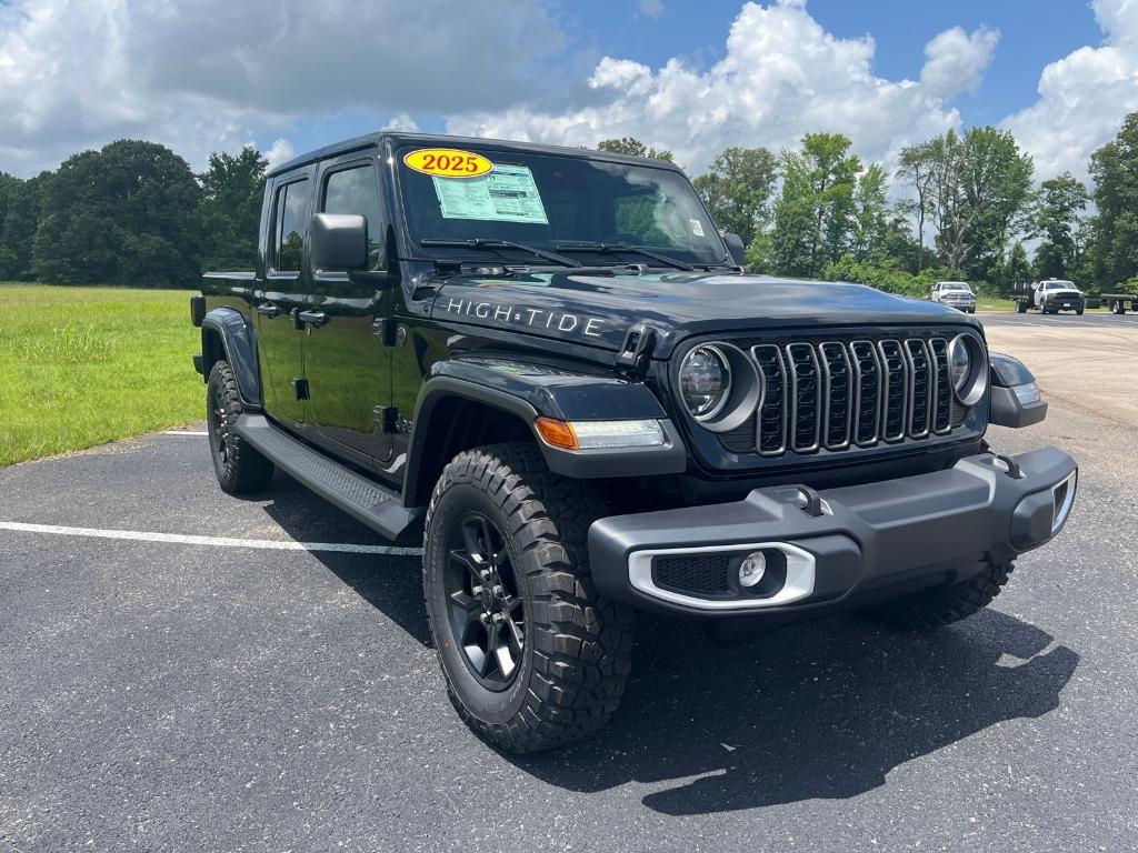 new 2025 Jeep Gladiator car, priced at $48,222
