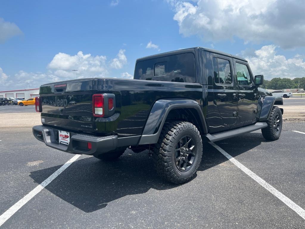 new 2025 Jeep Gladiator car, priced at $48,222
