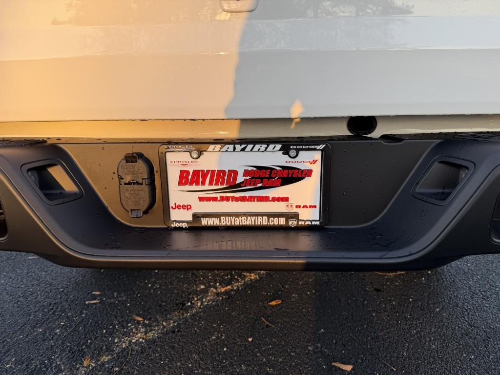 new 2026 Jeep Gladiator car, priced at $41,998