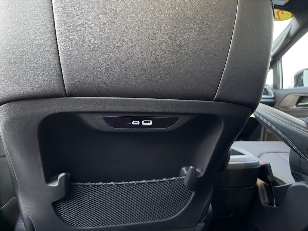 new 2026 Chrysler Pacifica car, priced at $43,115