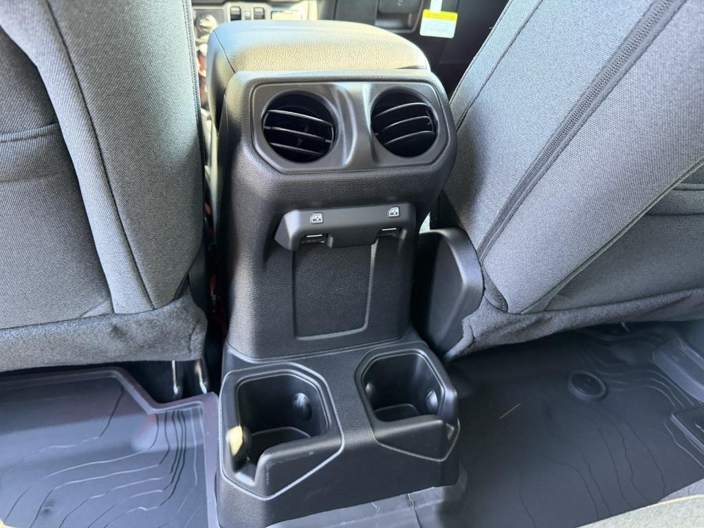 new 2026 Jeep Gladiator car