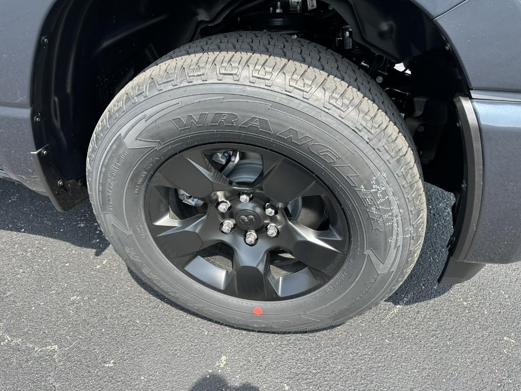 new 2025 Ram 1500 car, priced at $48,968