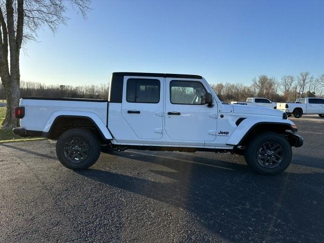 new 2024 Jeep Gladiator car, priced at $50,513