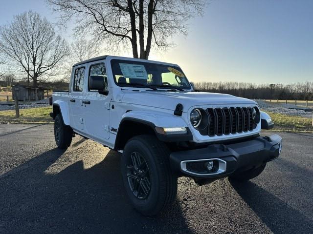new 2024 Jeep Gladiator car, priced at $54,513