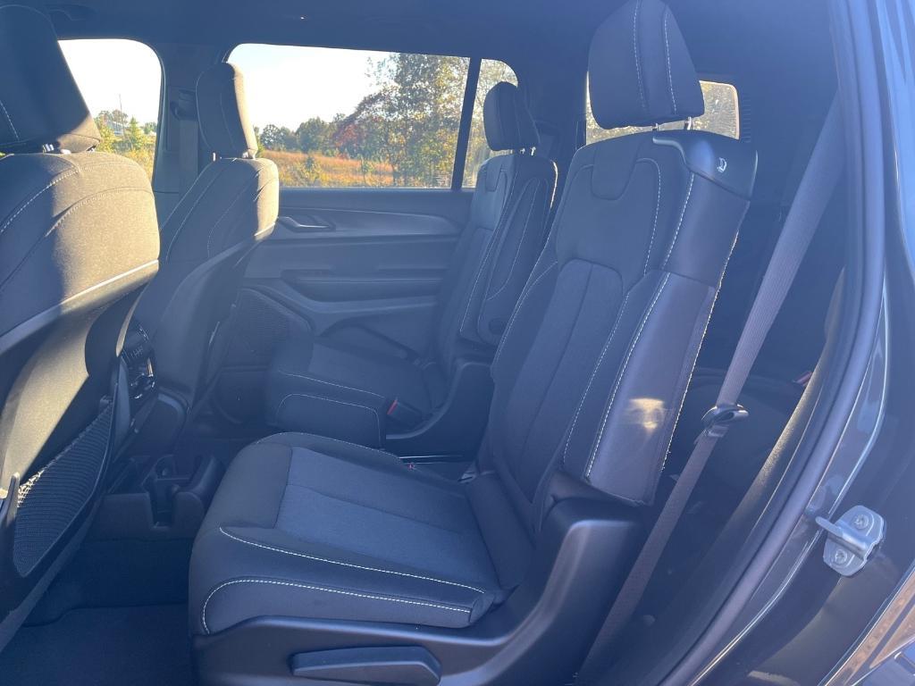 new 2025 Jeep Grand Cherokee L car, priced at $40,643