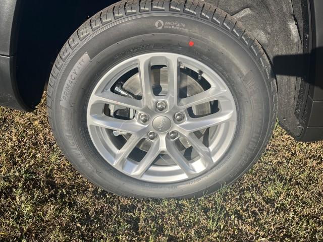 new 2025 Jeep Grand Cherokee L car, priced at $40,643