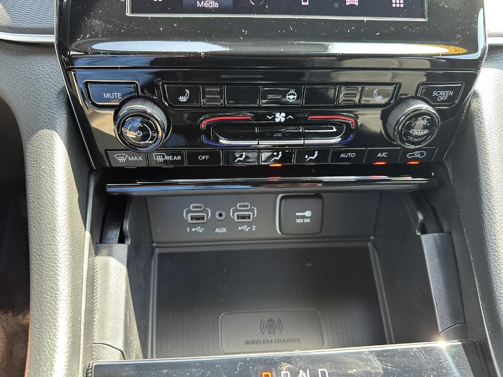 new 2025 Jeep Grand Cherokee L car, priced at $45,717