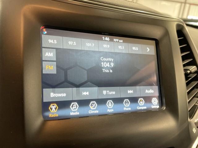 used 2020 Jeep Cherokee car, priced at $16,260