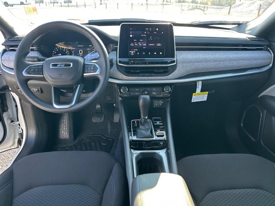 new 2025 Jeep Compass car, priced at $26,995