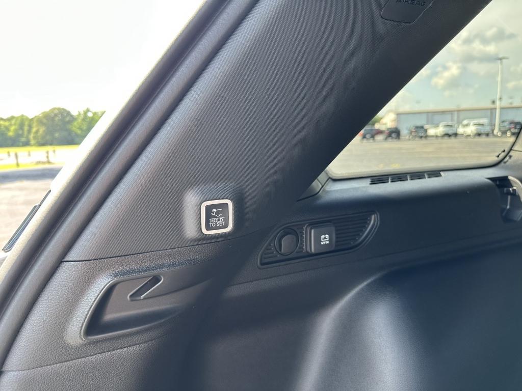 new 2025 Jeep Grand Cherokee car, priced at $41,458