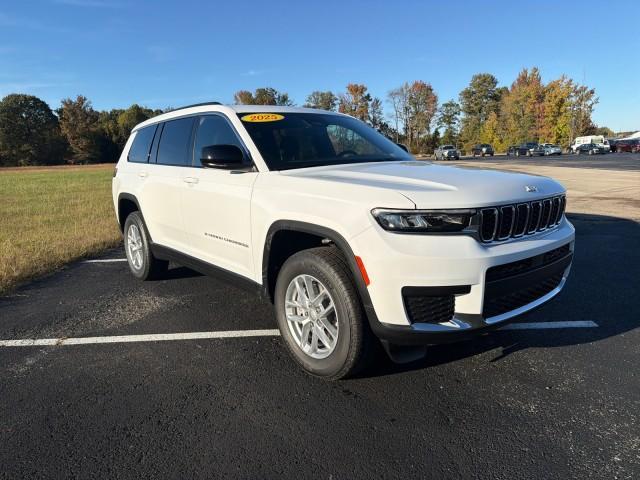 new 2025 Jeep Grand Cherokee L car, priced at $40,253