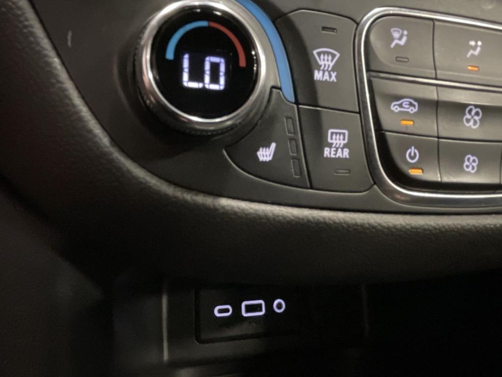 used 2022 Chevrolet Equinox car, priced at $22,350