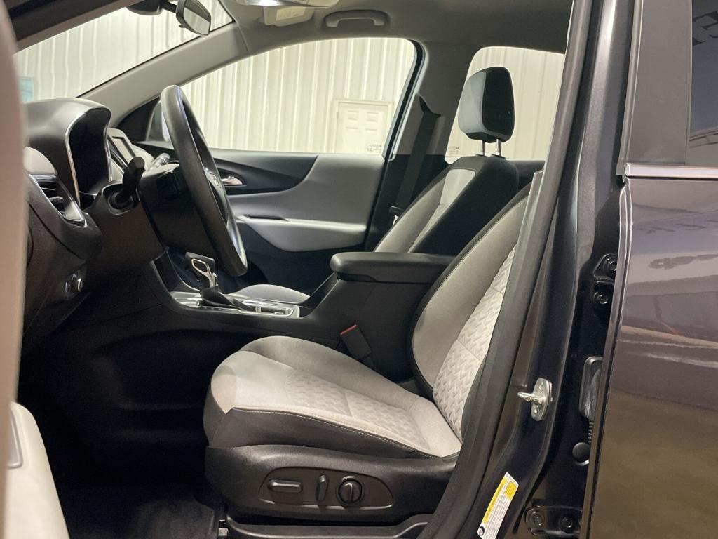used 2022 Chevrolet Equinox car, priced at $18,372