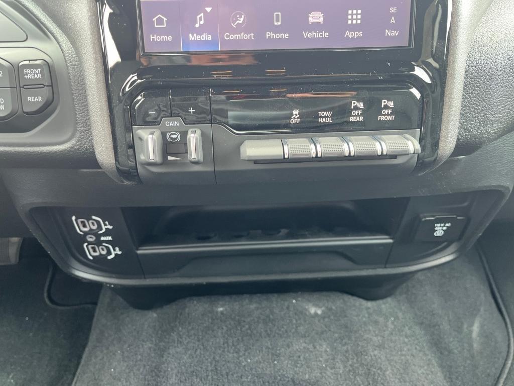 new 2025 Ram 2500 car, priced at $64,045