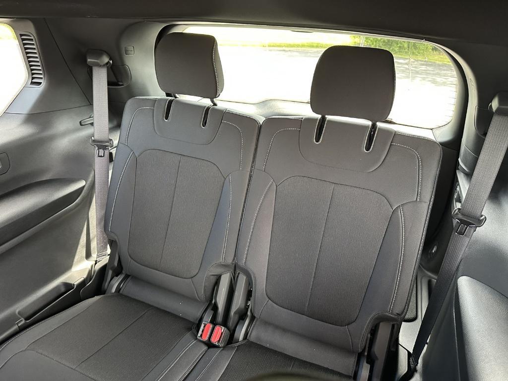 new 2025 Jeep Grand Cherokee L car, priced at $41,085